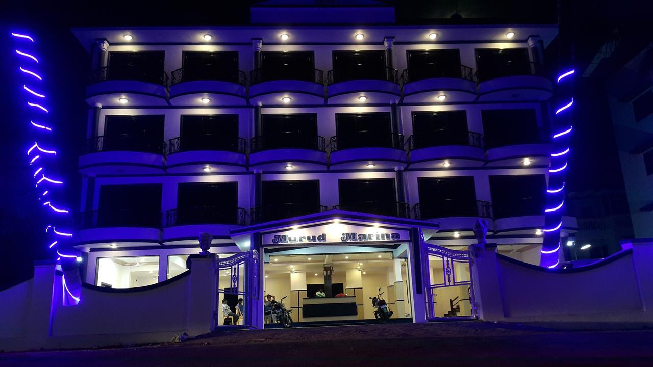 Hotel Murud Marina Exterior foto