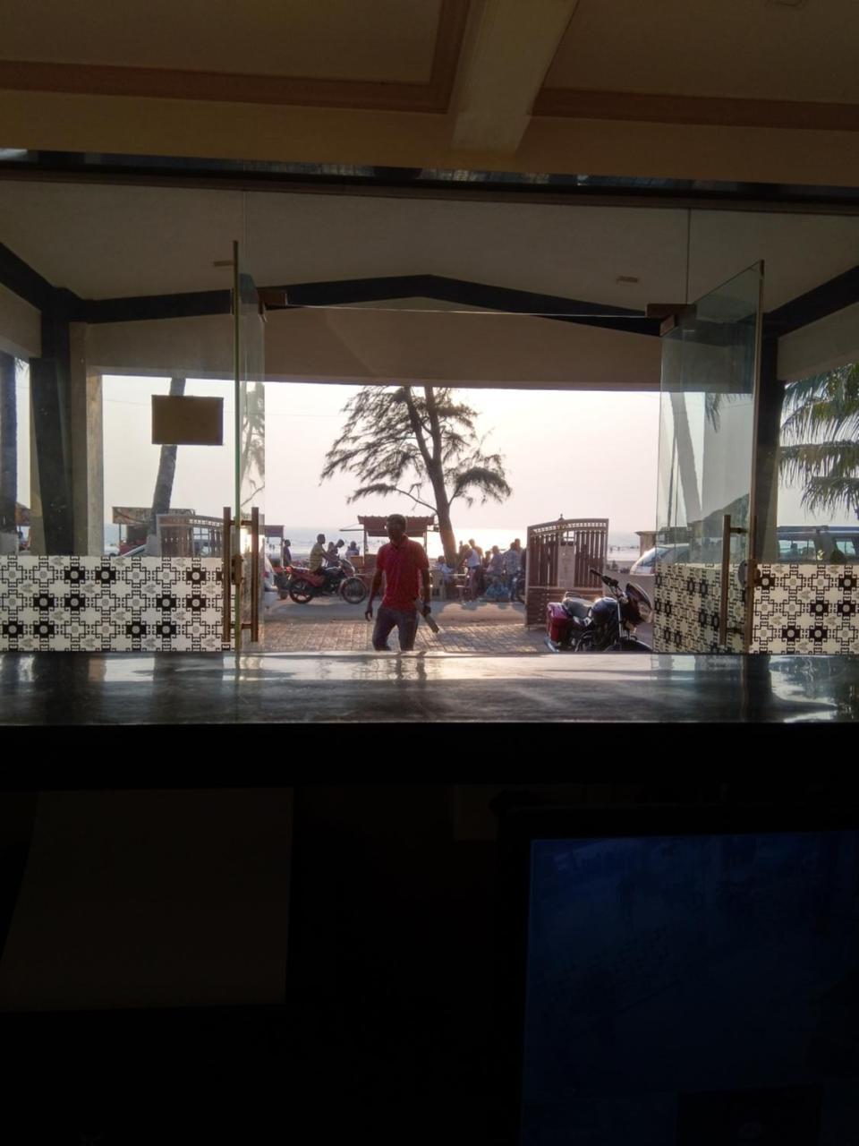 Hotel Murud Marina Exterior foto